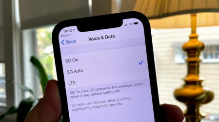 新村镇苹果手机维修分享iPhone 12如何打开或关闭5G网络 